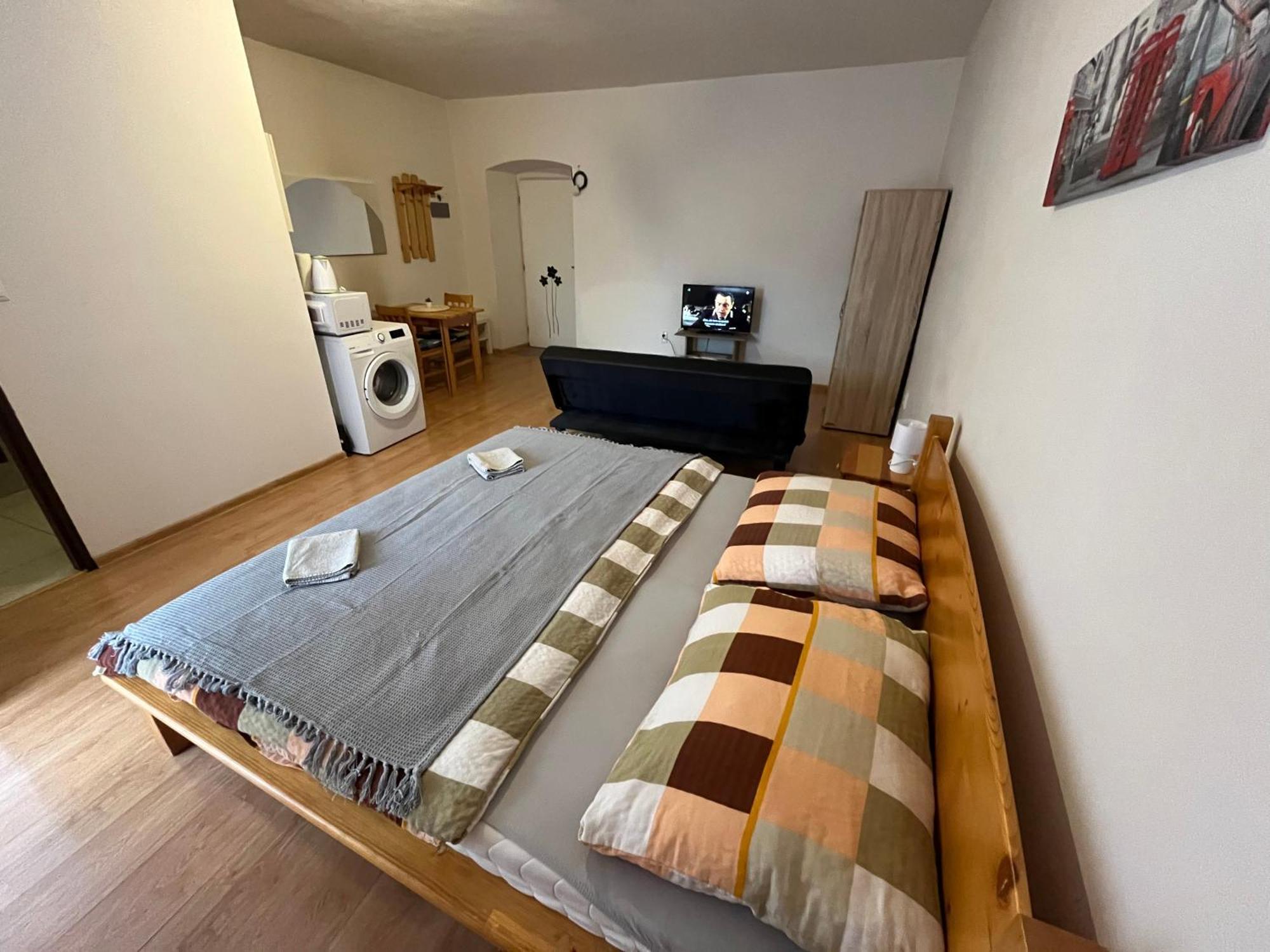 Apartman Centrum Besztercebánya Kültér fotó